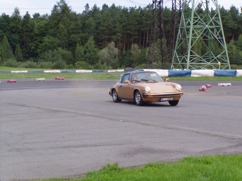 porsche_vratislavice2006_ep_189.jpg (800x600) - 129 KB