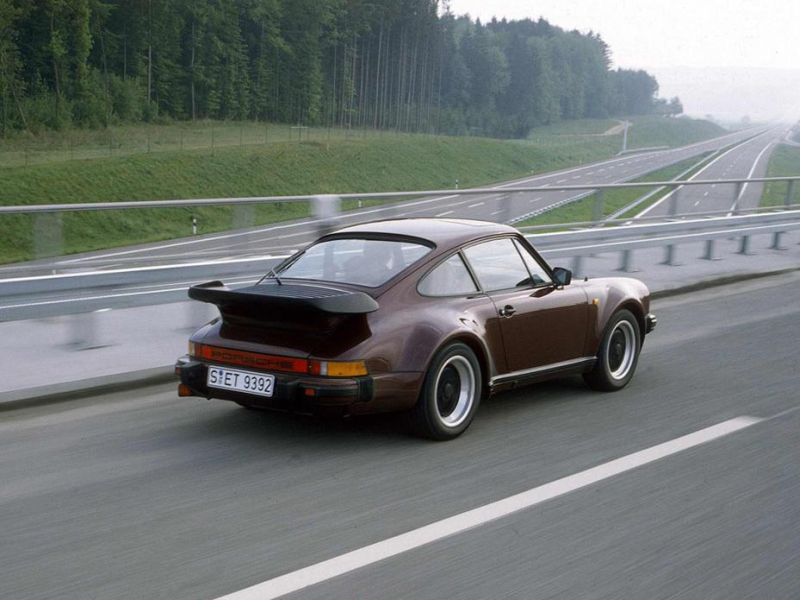 porsche-911-930_ep_032.jpg (800x600) - 66 KB