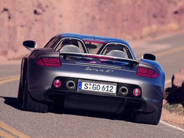 porsche-carrera-gt_ep_046.jpg (600x450) - 66 KB