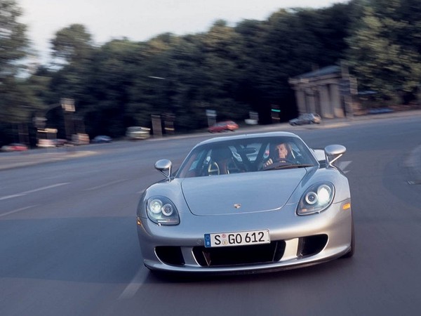 porsche-carrera-gt_ep_066.jpg (600x450) - 52 KB