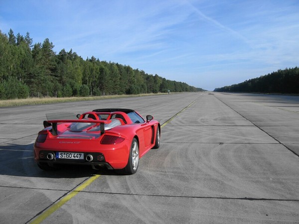 porsche-carrera-gt_ep_088.jpg (600x450) - 61 KB