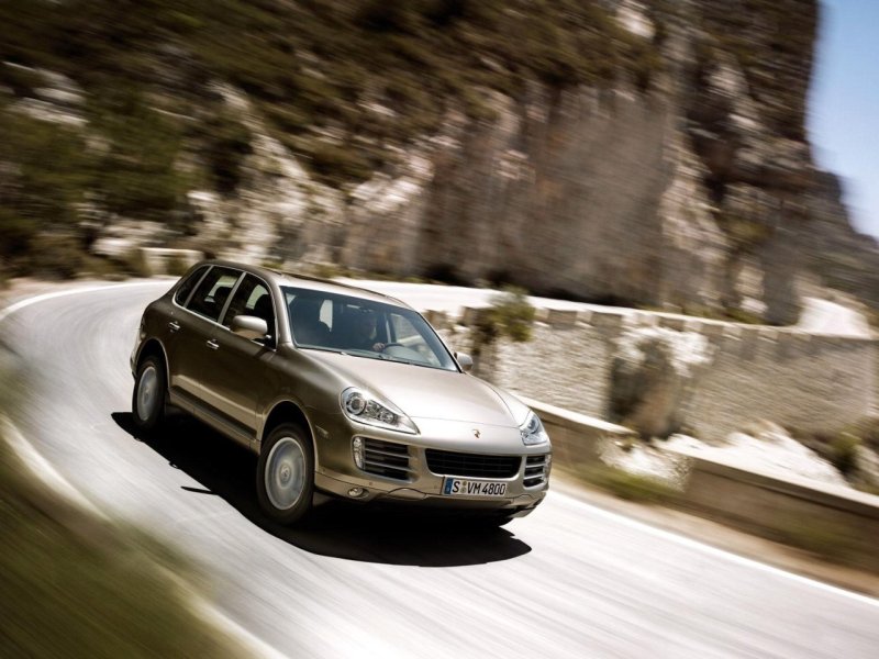 porsche-cayenne_ep_086.jpg (800x600) - 91 KB