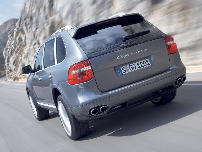 porsche-cayenne_ep_134.jpg (800x600) - 81 KB