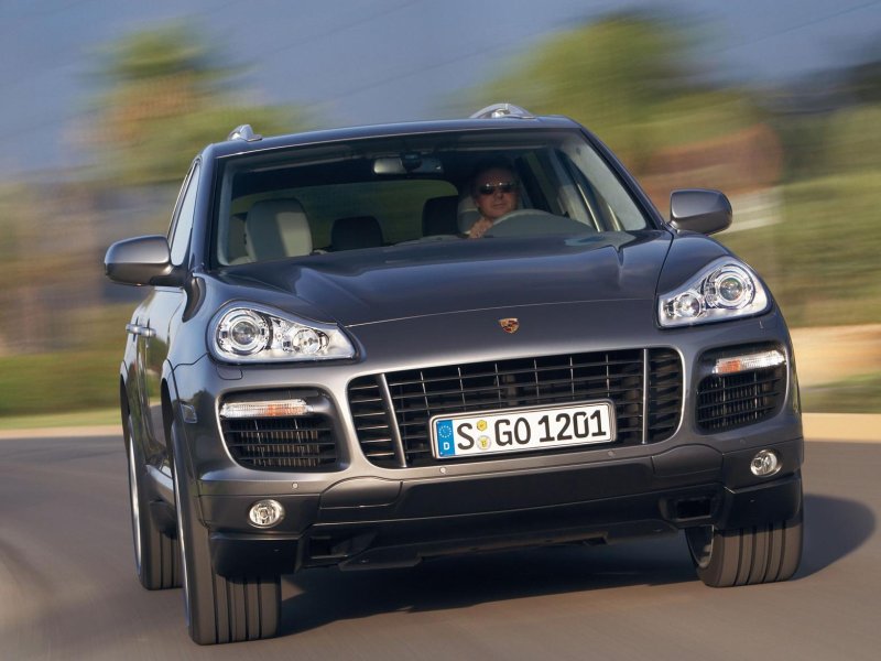 porsche-cayenne_ep_135.jpg (800x600) - 71 KB