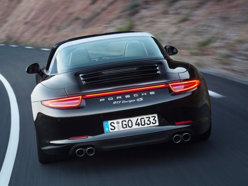 porsche-911-991_ep_063.jpg (800x600) - 67 KB