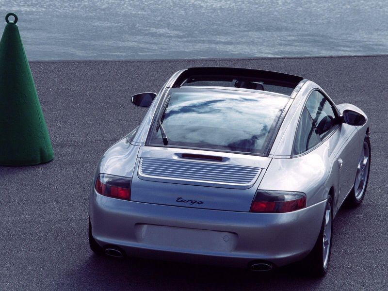 porsche-911-996_ep_121.jpg (800x600) - 92 KB