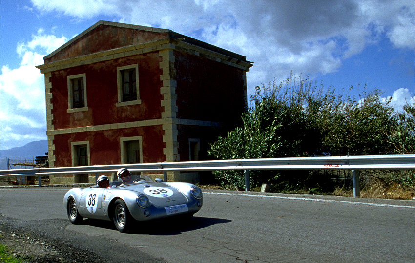 porsche-550_ep_060.jpg (850x540) - 148 KB