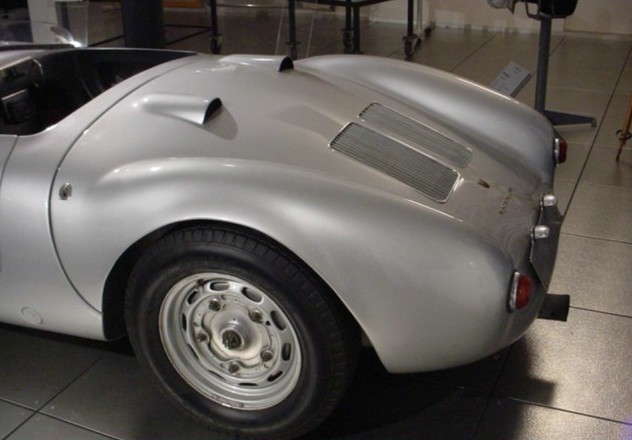 porsche-550_ep_152.jpg (632x440) - 54 KB